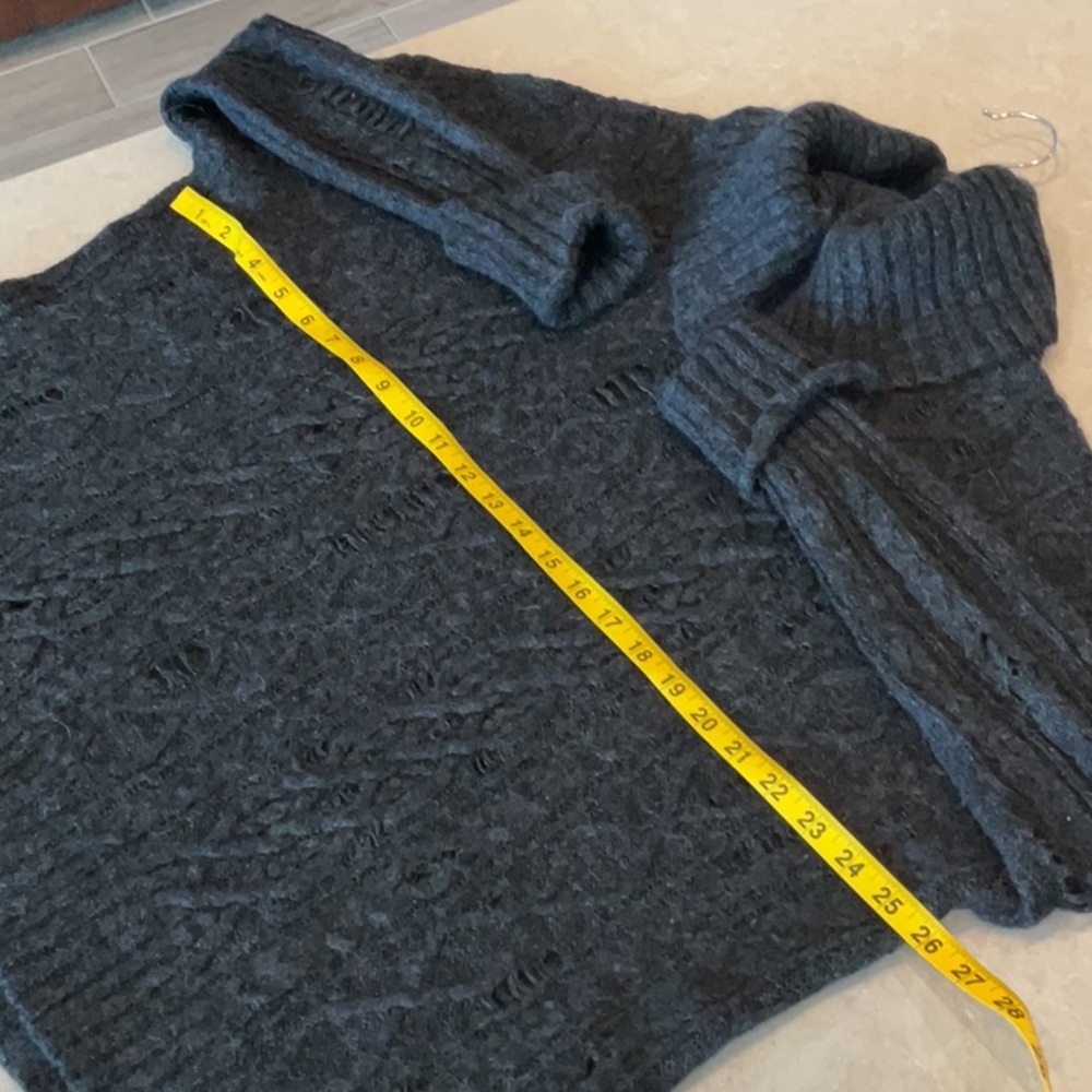 Free People Distressed Sweater - Picture 7 of 10